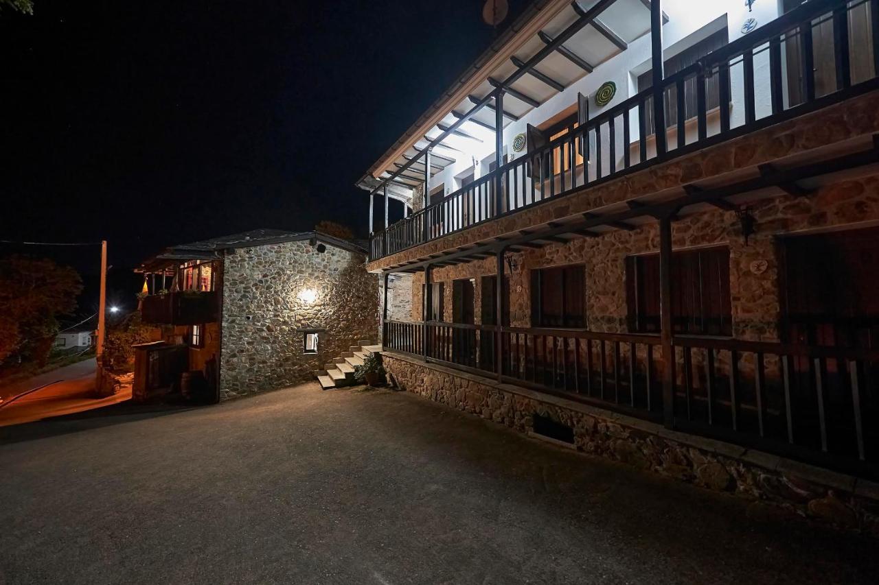 Hotel O Palleiro Do Pe Do Forno Orellán